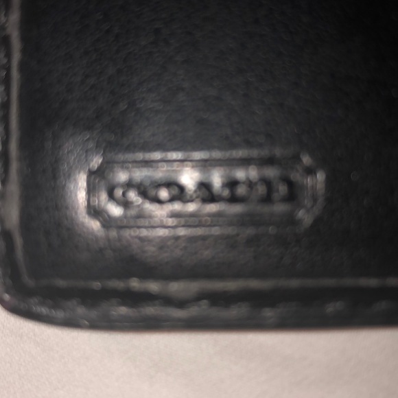 Large Soft Coach Wallet - Picture 4 of 4